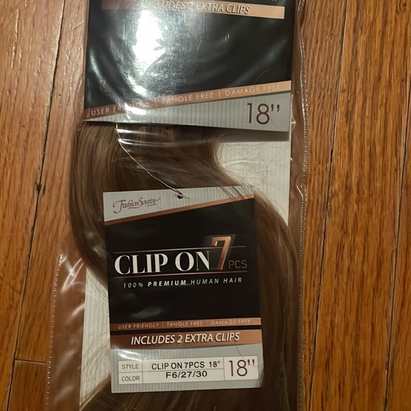 18 length human hair clip on extensions color F6/27/30 - Picture 2 of 3